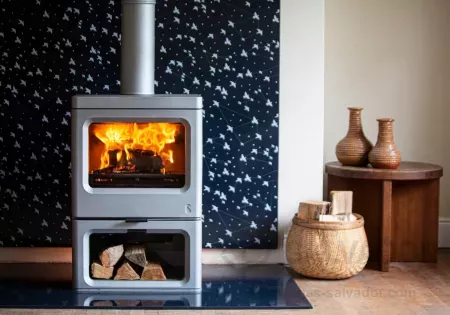 Charnwood Skye E700 detalle leña