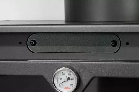 Registro anti-fuligem para fácil limpeza.