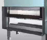 Puerta deslizante y abatible.